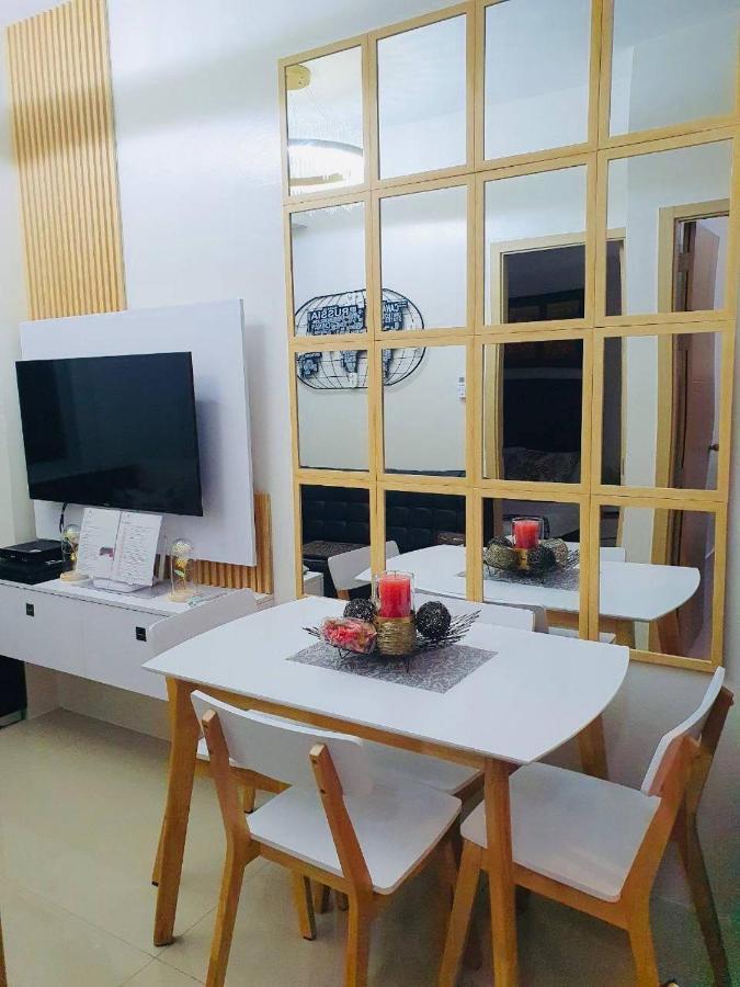 2 Bedroom Condo Vine Residences Quezon City With Pool Wifi Karaoke Board Games Netflix Esterno foto