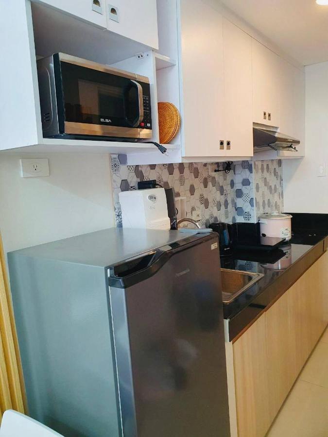 2 Bedroom Condo Vine Residences Quezon City With Pool Wifi Karaoke Board Games Netflix Esterno foto