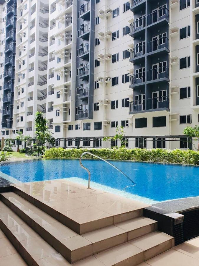 2 Bedroom Condo Vine Residences Quezon City With Pool Wifi Karaoke Board Games Netflix Esterno foto
