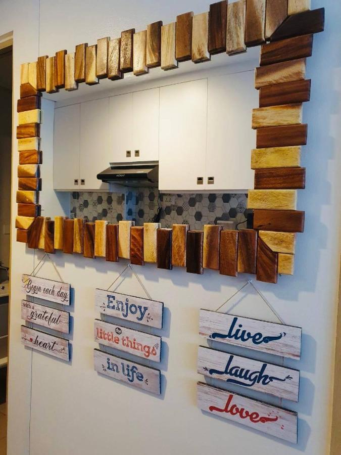 2 Bedroom Condo Vine Residences Quezon City With Pool Wifi Karaoke Board Games Netflix Esterno foto