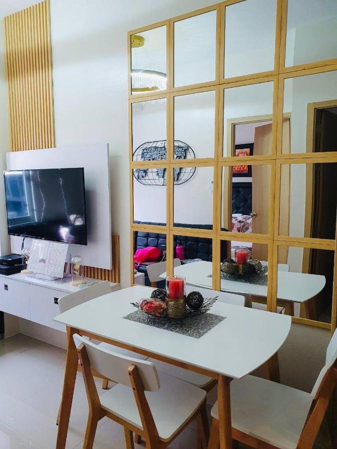 2 Bedroom Condo Vine Residences Quezon City With Pool Wifi Karaoke Board Games Netflix Esterno foto