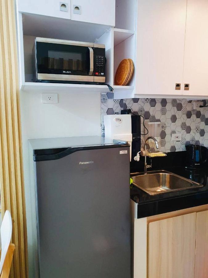 2 Bedroom Condo Vine Residences Quezon City With Pool Wifi Karaoke Board Games Netflix Esterno foto